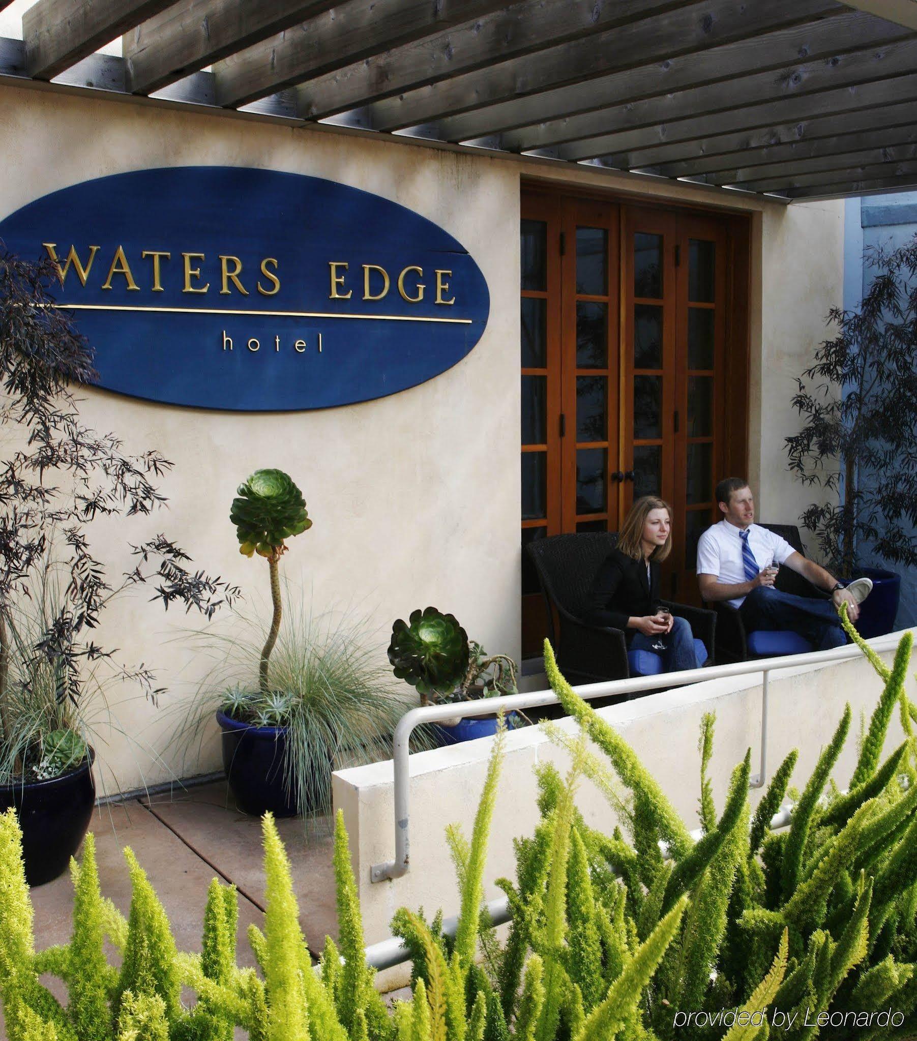 Waters Edge Hotel Тибурон Екстериор снимка
